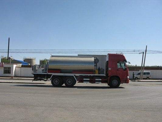 如何操作瀝青灑布車(chē)確保安全?